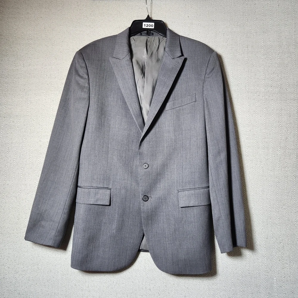 Egara Peak Lapel Slim Fit 100% Wool 2 Piece Mens 44R Gray Suit 33x30